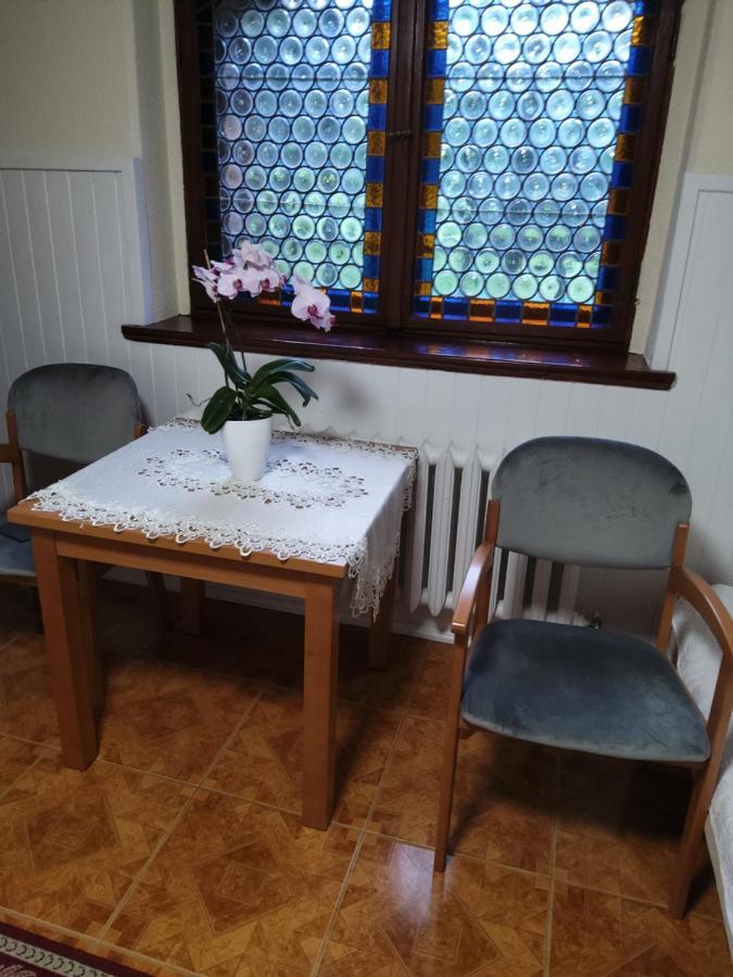 Pokoje Goscinne Sobieszow Еленя-Гура Экстерьер фото